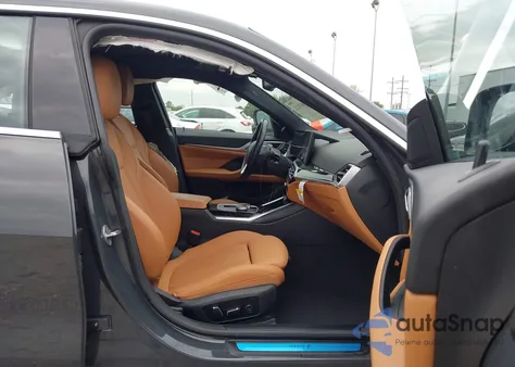 2024 BMW I4 Gran Coupe Edrive35 z USA, uszkodzony, nr VIN WBY43AW0XRFS24827